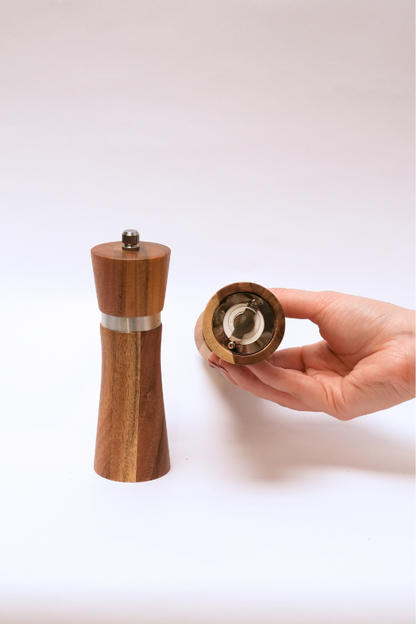 Set De 2 Molinillos Pequeños Para Sal y Pimienta De Madera De Acacia