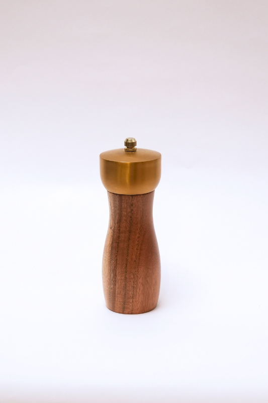 Molinillo Pequeño Para Sal y Pimienta De Madera De Acacia con Dorado