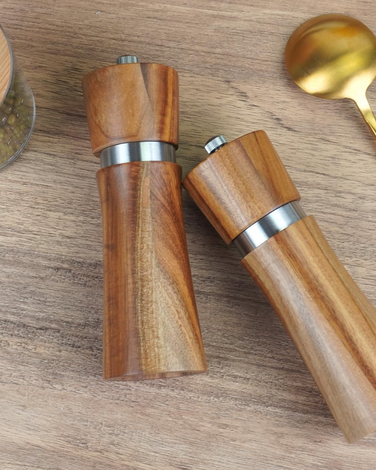 Set De 2 Molinillos Para Sal y Pimienta De Madera De Acacia