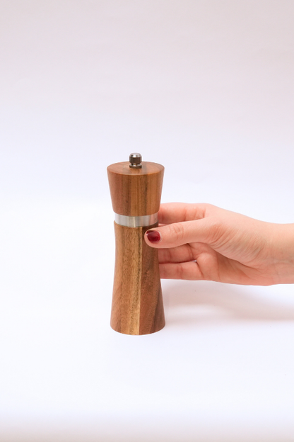 Molinillo Pequeño Para Sal y Pimienta De Madera De Acacia