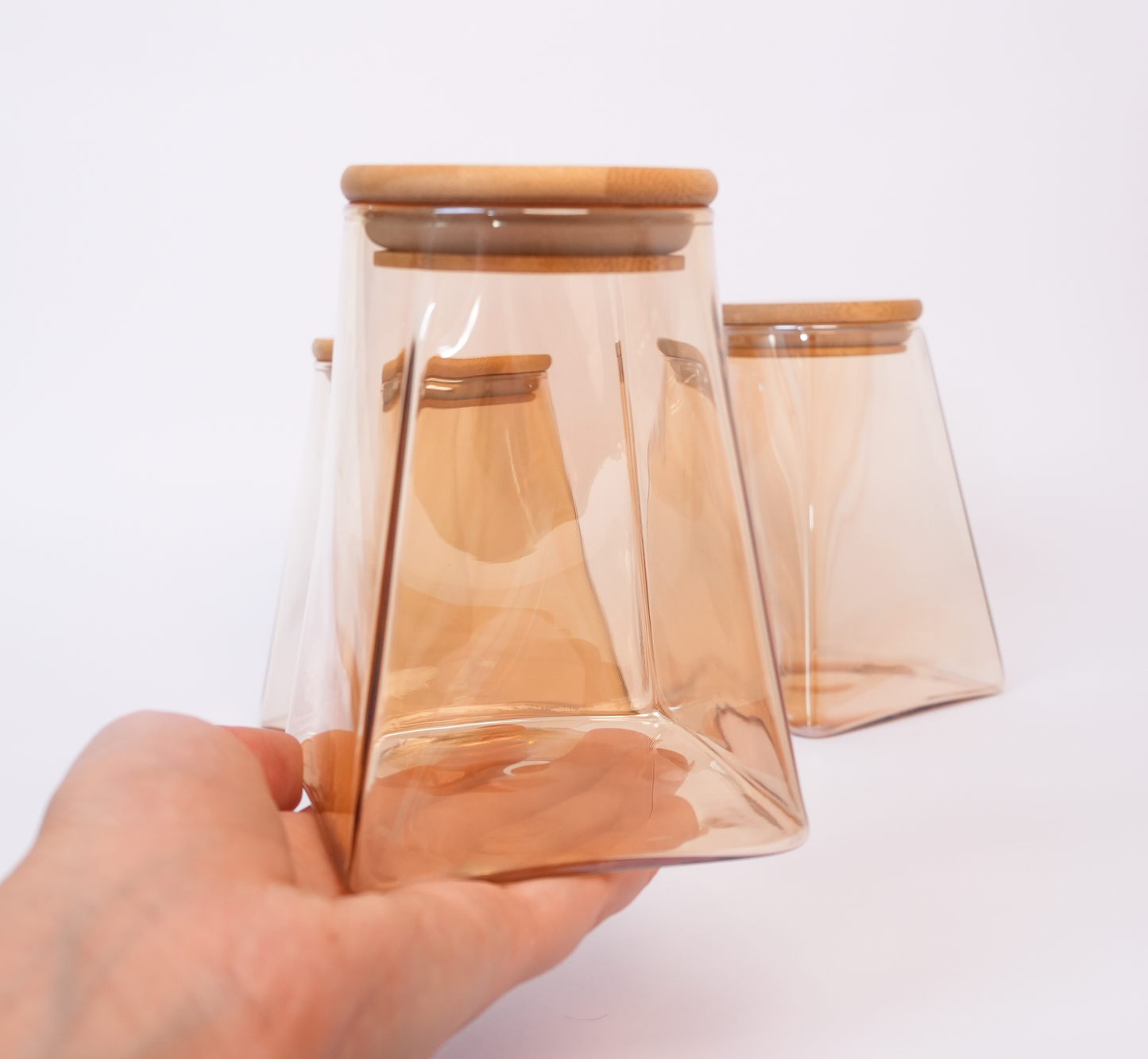 3 Frascos pirámide con tapa de bambú