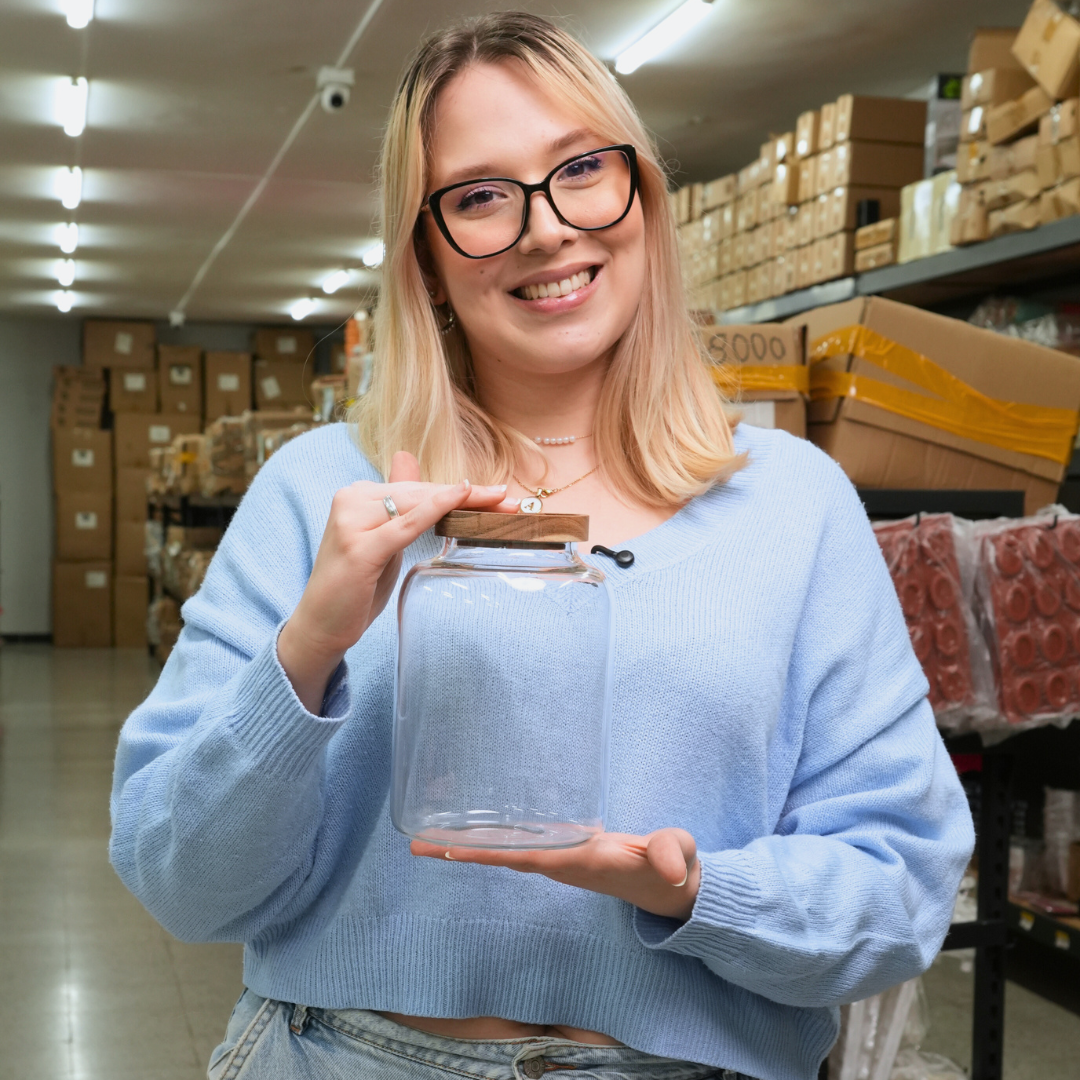 Tarro Hermético De Vidrio De 1.9 gramos Con Tapa De Madera De Acacia